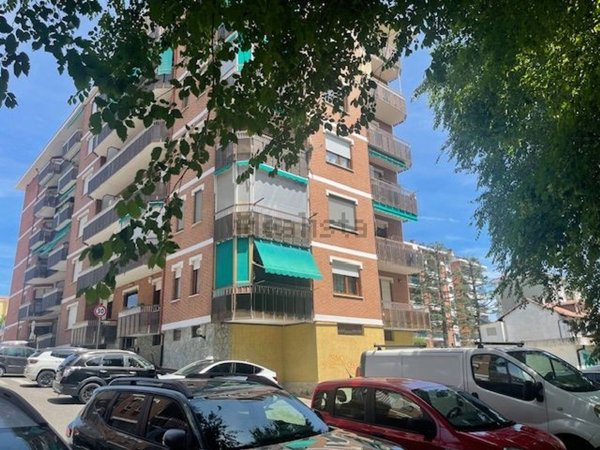 appartamento in vendita a Moncalieri in zona Testona