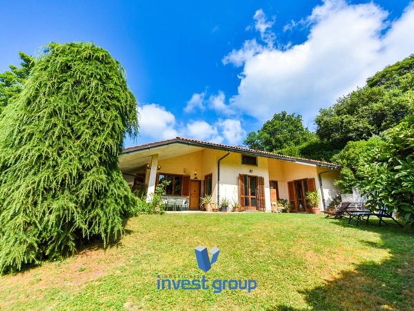 casa indipendente in vendita a Moncalieri in zona Revigliasco