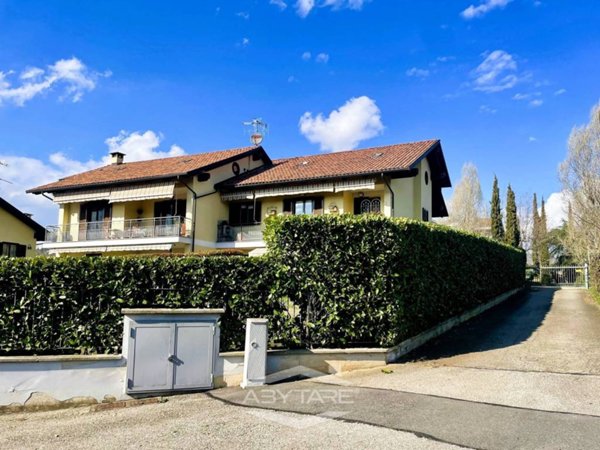 appartamento in vendita a Moncalieri in zona Testona