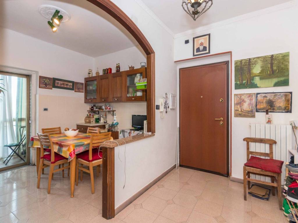 appartamento in vendita a Moncalieri in zona Tetti Piatti