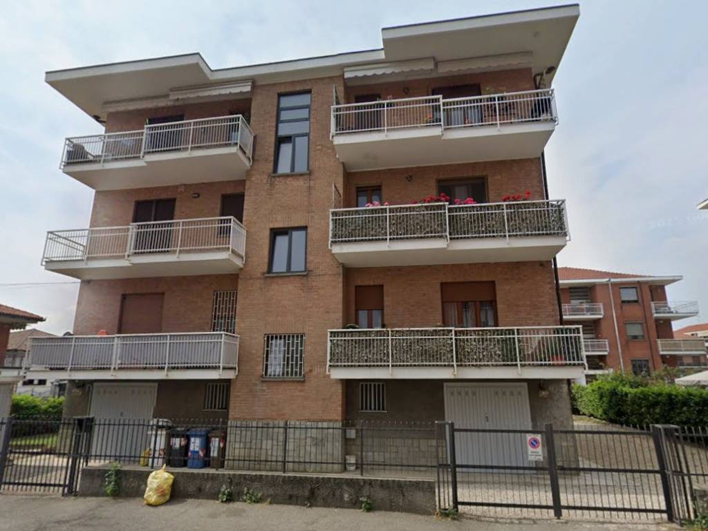 appartamento in vendita a Moncalieri in zona Testona