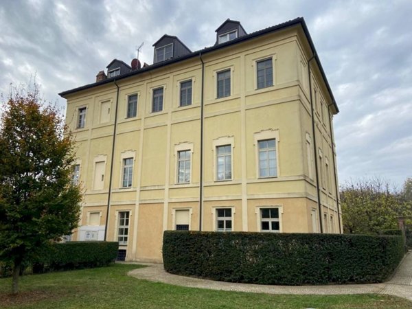 casa indipendente in vendita a Moncalieri