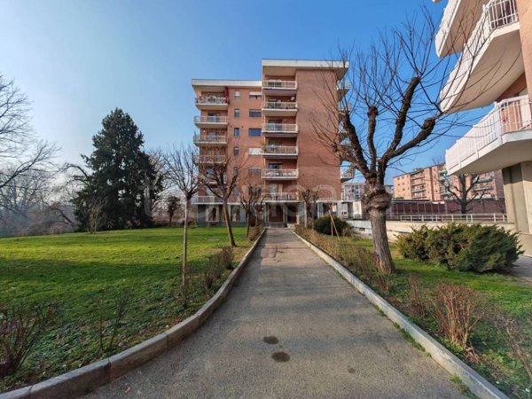 appartamento in vendita a Moncalieri in zona Boccia d'Oro