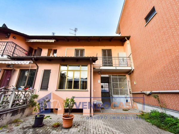 casa indipendente in vendita a Moncalieri