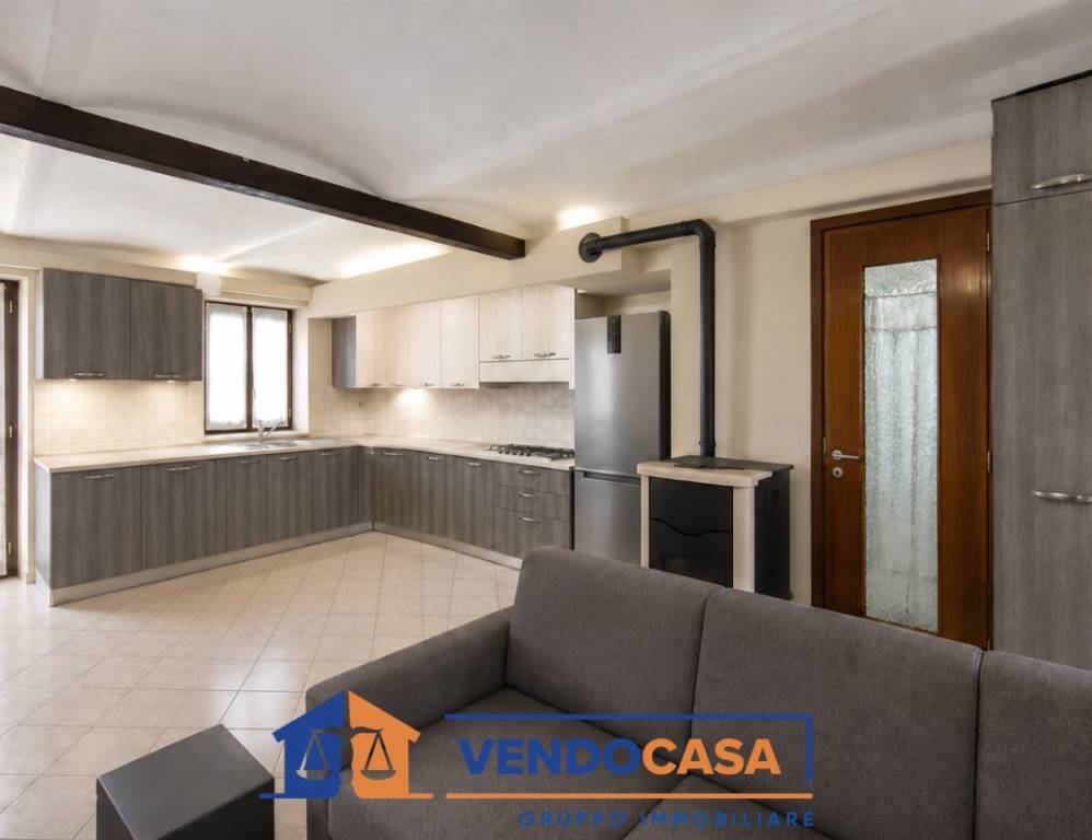 appartamento in vendita a Moncalieri in zona Tetti Piatti