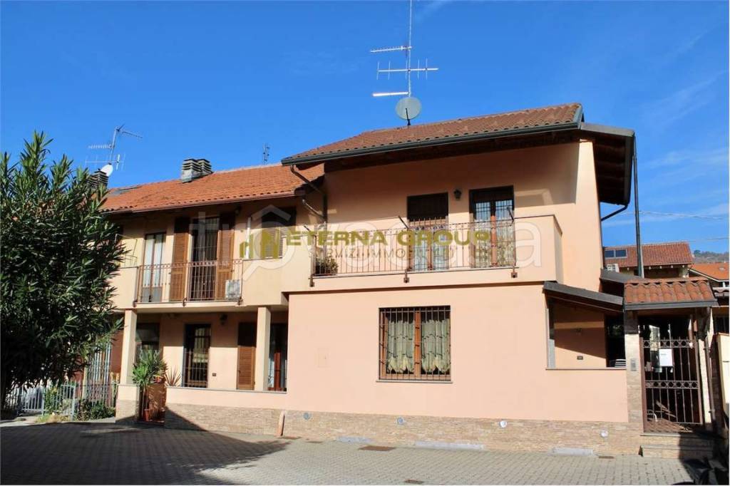 casa indipendente in vendita a Moncalieri