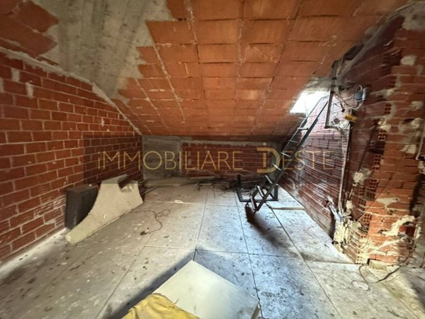 locale commerciale in vendita a Moncalieri