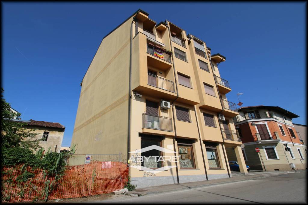 casa indipendente in vendita a Moncalieri in zona Borgo San Pietro