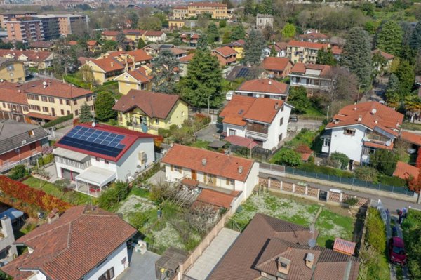 casa indipendente in vendita a Moncalieri