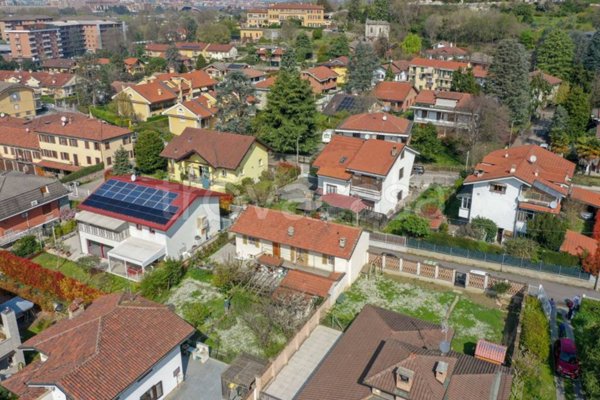 casa indipendente in vendita a Moncalieri