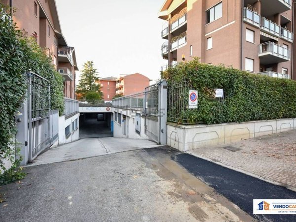 locale di sgombero in vendita a Moncalieri