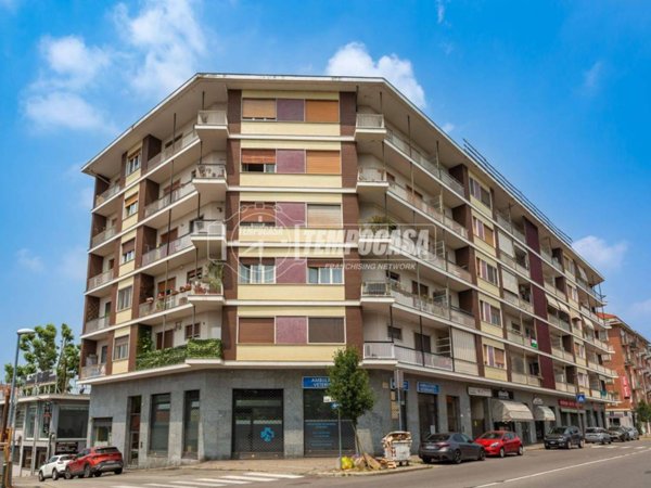 appartamento in vendita a Moncalieri in zona Borgo San Pietro