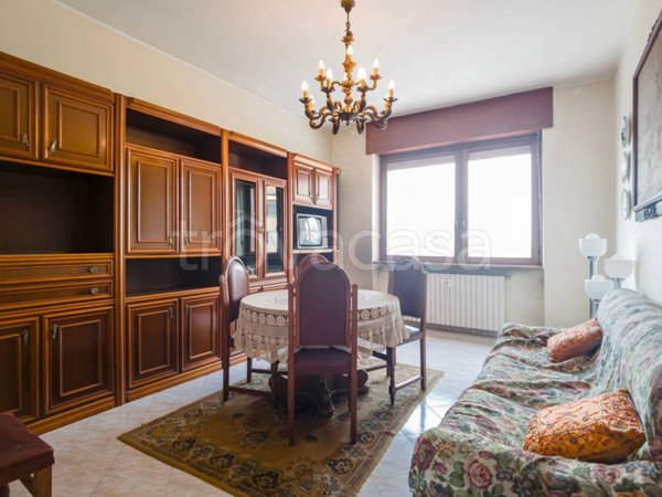 appartamento in vendita a Moncalieri in zona Borgo San Pietro