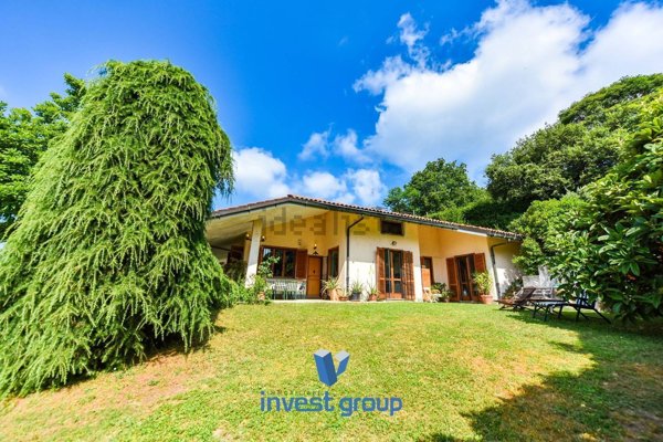 casa indipendente in vendita a Moncalieri in zona Revigliasco