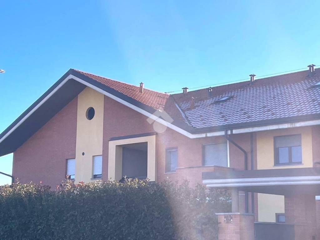 appartamento in vendita a Moncalieri in zona Barauda