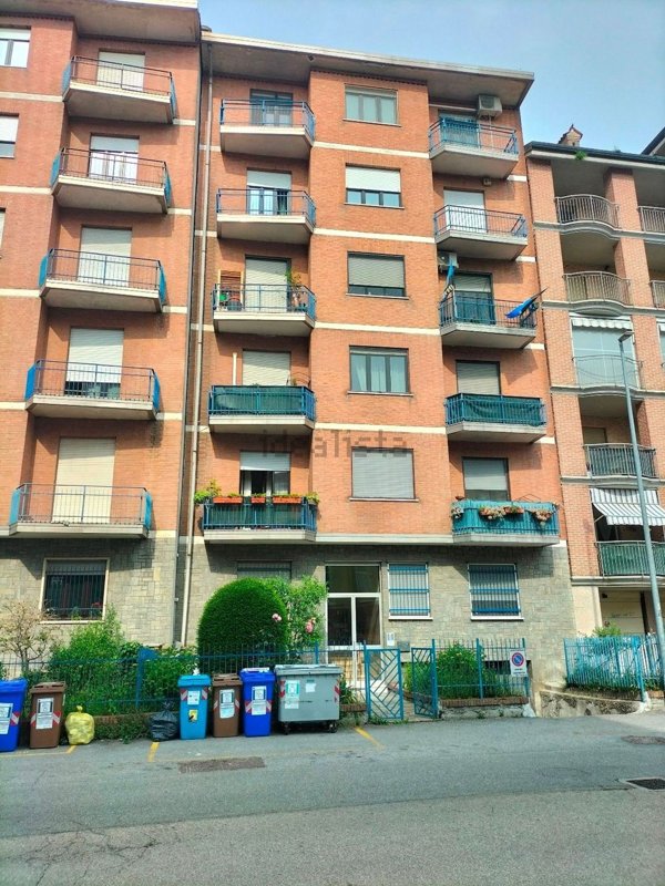 appartamento in vendita a Moncalieri in zona Borgo San Pietro