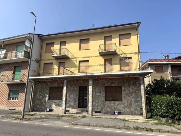 intera palazzina in vendita a Moncalieri in zona Moriondo