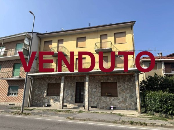 intera palazzina in vendita a Moncalieri in zona Moriondo