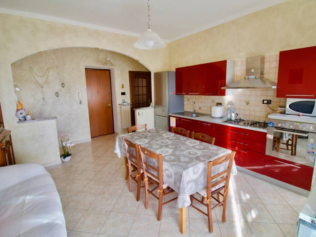 appartamento in vendita a Moncalieri in zona Testona