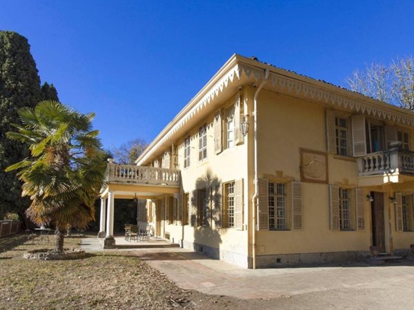 casa indipendente in vendita a Moncalieri in zona Boccia d'Oro