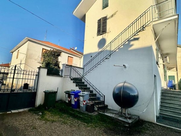casa indipendente in vendita a Moncalieri