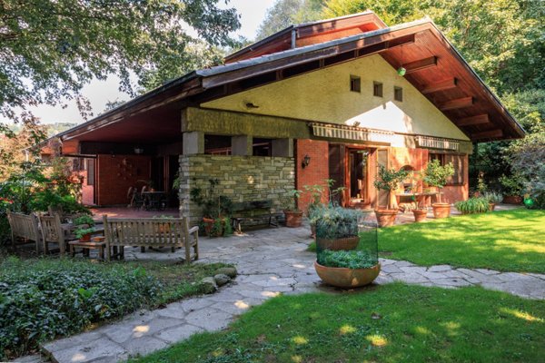 casa indipendente in vendita a Moncalieri in zona Revigliasco