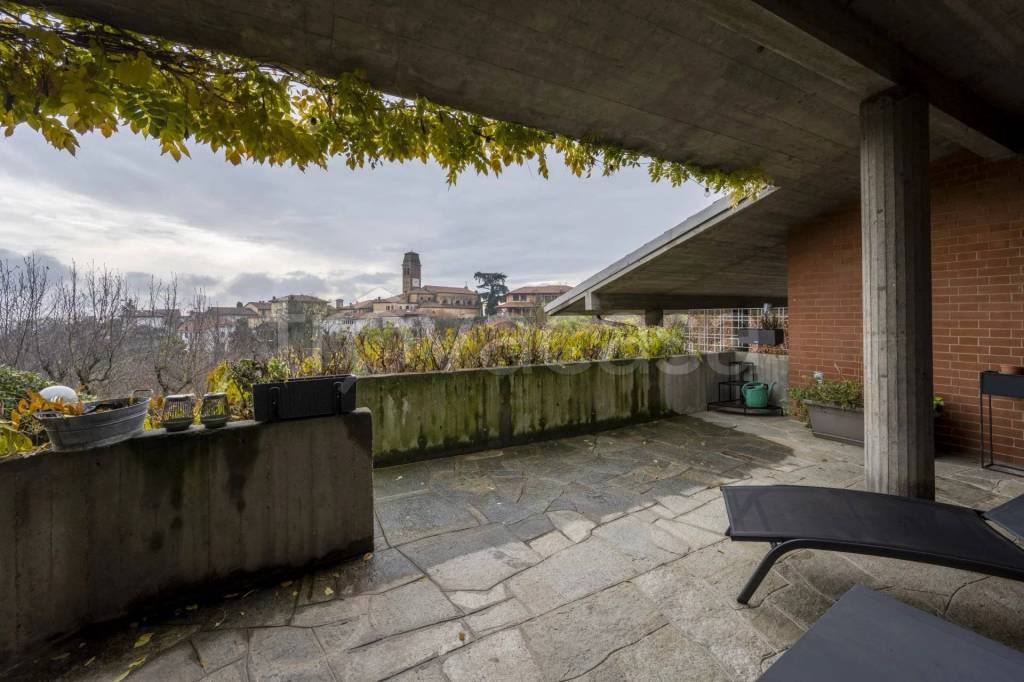 casa indipendente in vendita a Moncalieri in zona Revigliasco