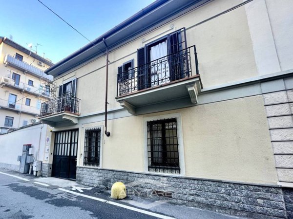 casa indipendente in vendita a Moncalieri in zona Borgo San Pietro