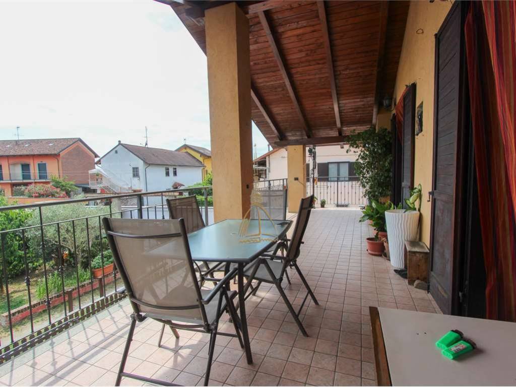 casa indipendente in vendita a Moncalieri in zona Tagliaferro