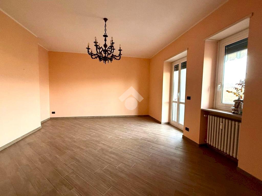 appartamento in vendita a Moncalieri in zona Borgo San Pietro