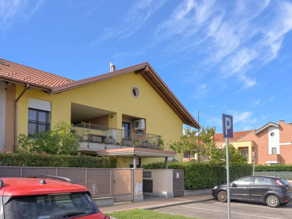 appartamento in vendita a Moncalieri in zona Barauda