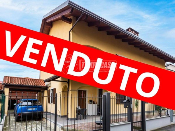 casa indipendente in vendita a Moncalieri in zona Moriondo