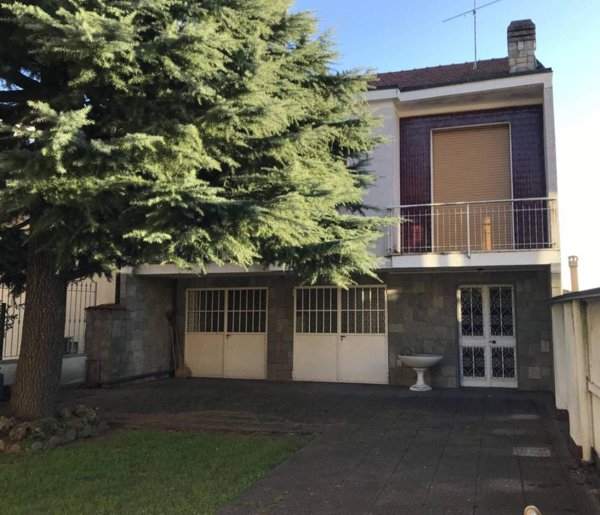 casa indipendente in vendita a Moncalieri in zona Moriondo
