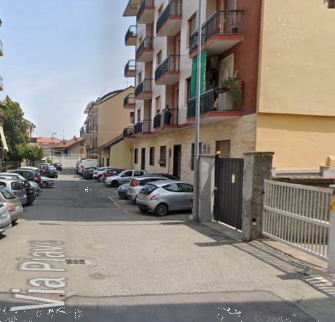 locale di sgombero in vendita a Moncalieri