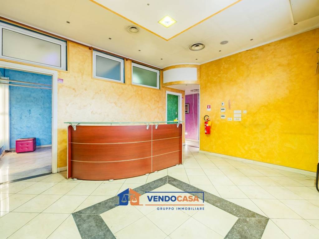 negozio in vendita a Moncalieri
