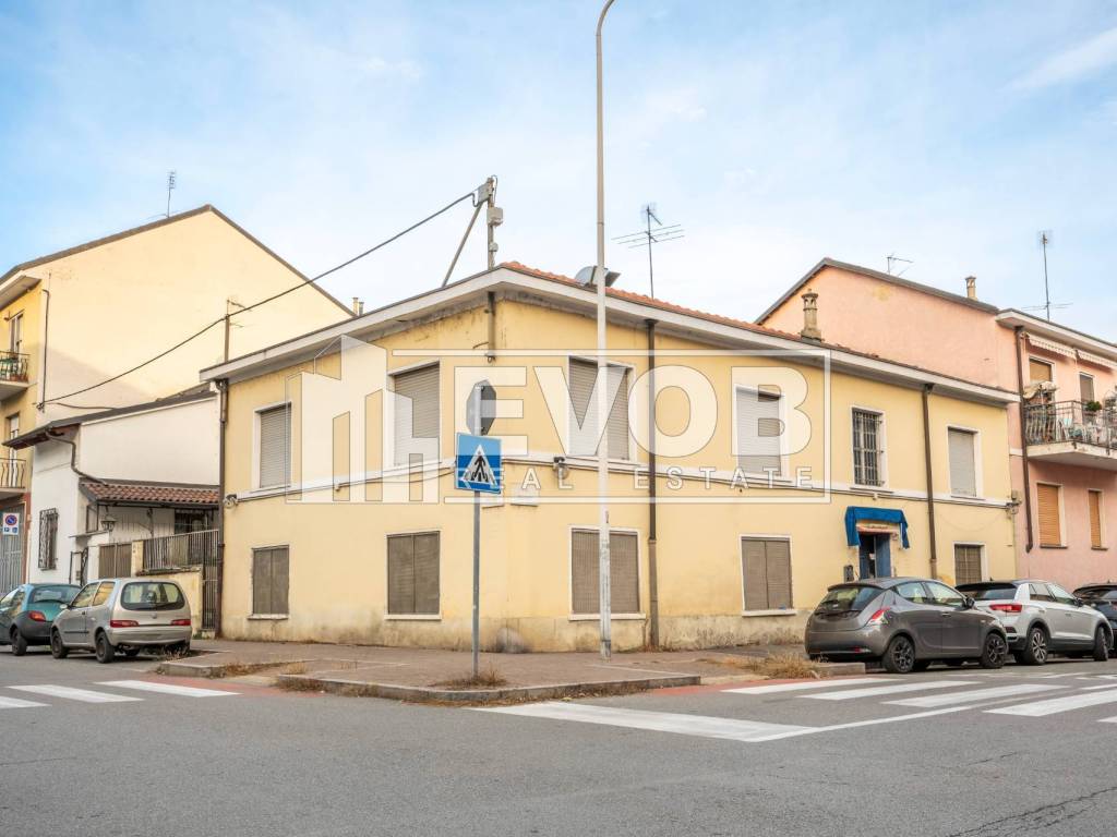 casa indipendente in vendita a Moncalieri