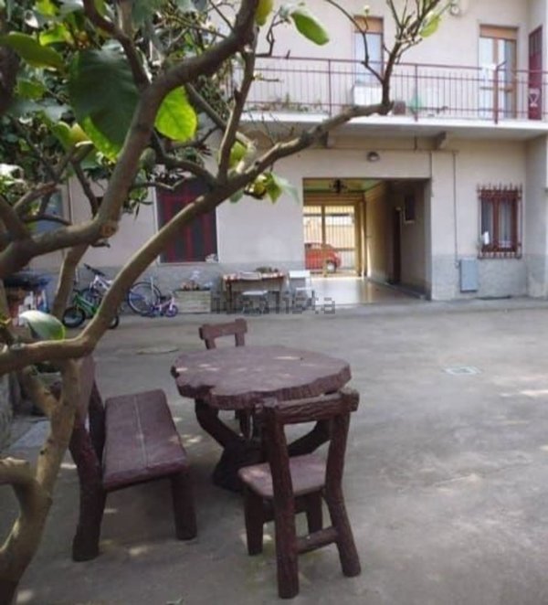 appartamento in vendita a Moncalieri in zona Borgo San Pietro