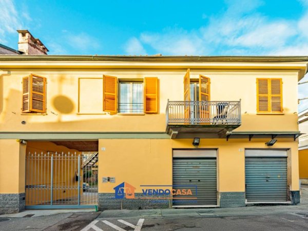 negozio in vendita a Moncalieri