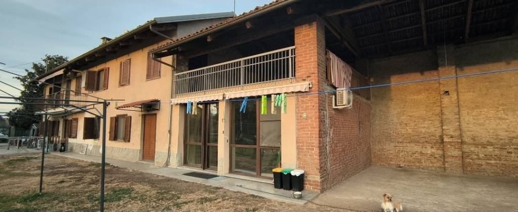 casa indipendente in vendita a Moncalieri