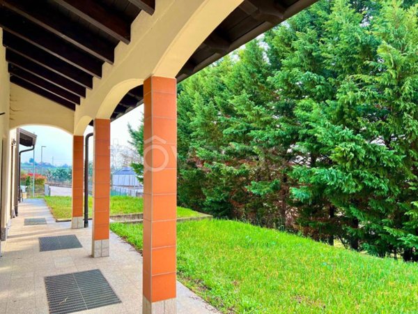 casa indipendente in vendita a Moncalieri in zona Moriondo