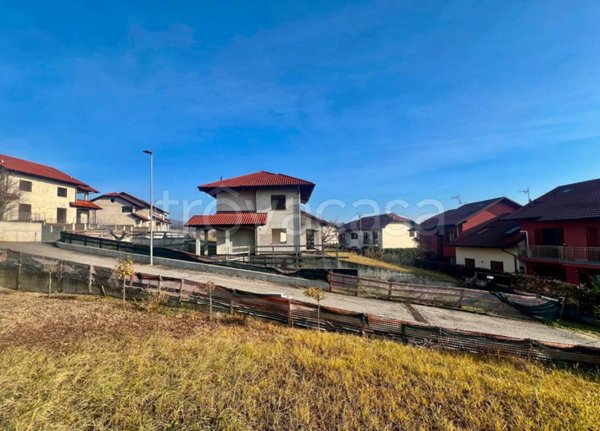 casa indipendente in vendita a Moncalieri in zona Moriondo