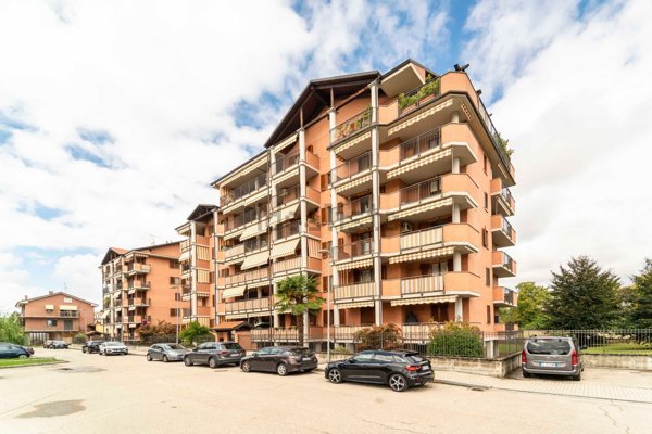 appartamento in vendita a Moncalieri in zona Testona