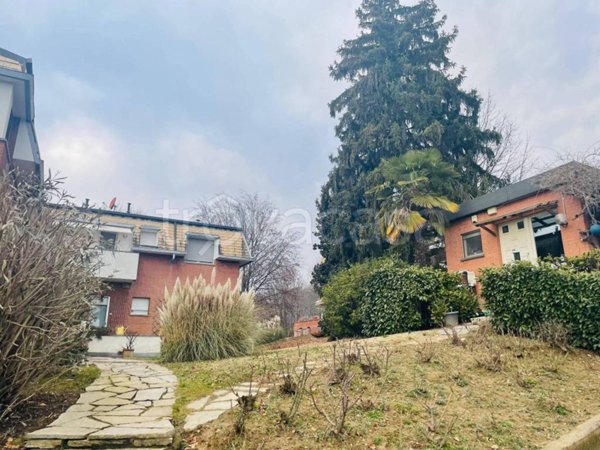 appartamento in vendita a Moncalieri in zona Revigliasco