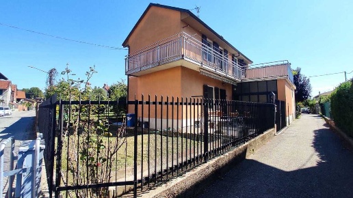 casa indipendente in vendita a Moncalieri in zona Moriondo