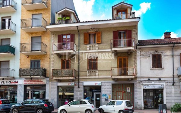 appartamento in vendita a Moncalieri in zona Borgo San Pietro