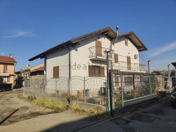 casa indipendente in vendita a Moncalieri