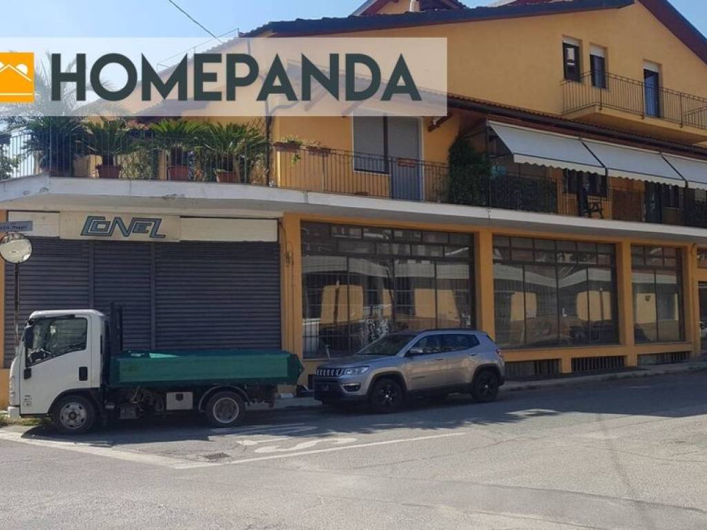 negozio in vendita a Moncalieri