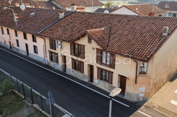 casa indipendente in vendita a Moncalieri in zona Tagliaferro