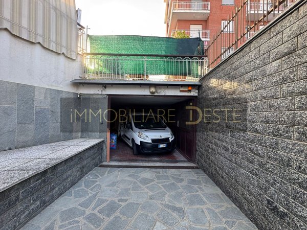 locale di sgombero in vendita a Moncalieri