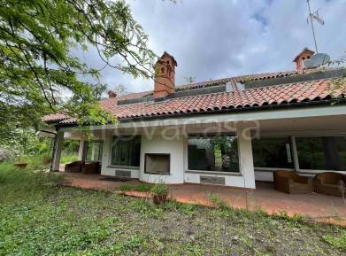 casa indipendente in vendita a Moncalieri in zona Revigliasco